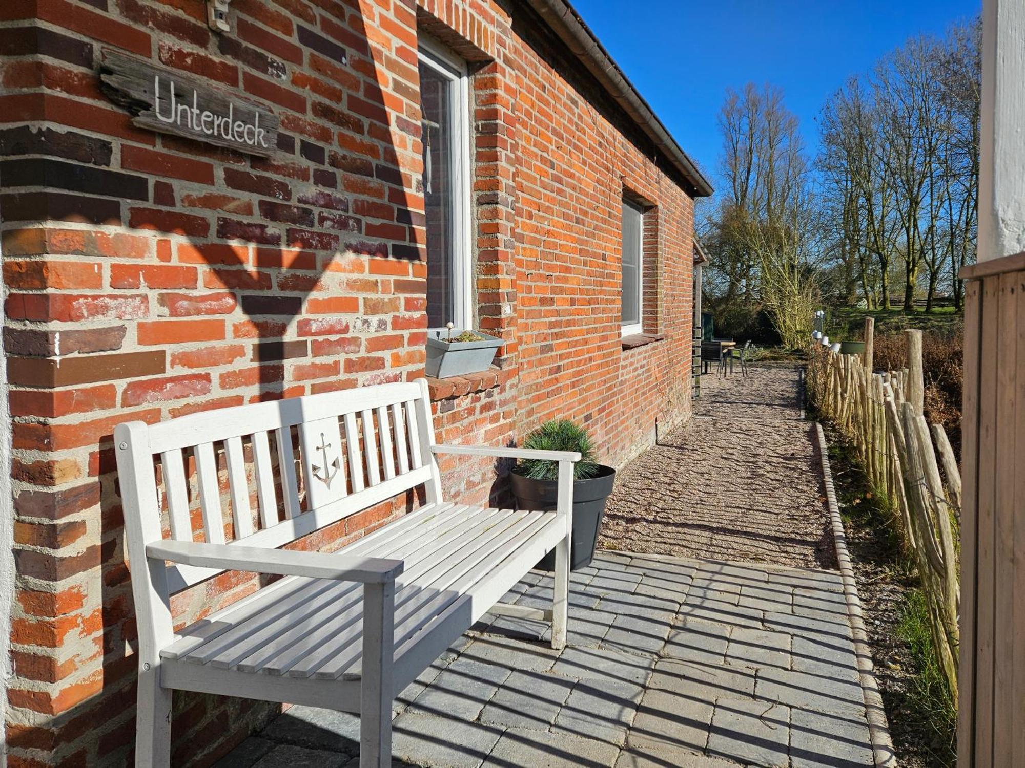 Smittshoern 3 - Nordsee Erdgeschosswohnung Mit Eingezaeunten Garten, Kamin Und Lounge! Altfunnixsiel Eksteriør billede