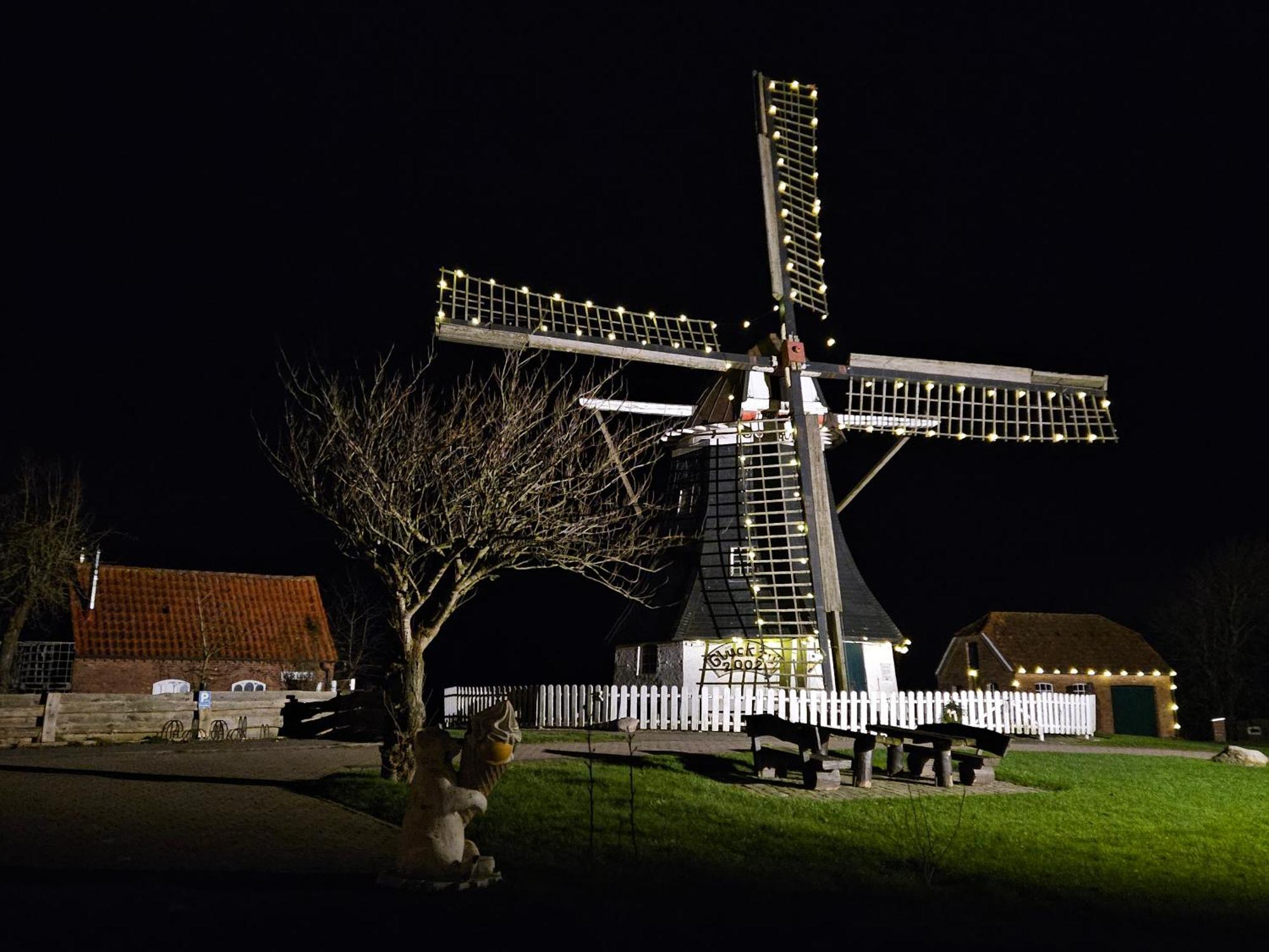 Smittshoern 3 - Nordsee Erdgeschosswohnung Mit Eingezaeunten Garten, Kamin Und Lounge! Altfunnixsiel Eksteriør billede